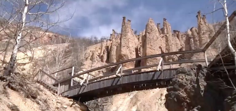 Captură de ecran din 2025-12-30 la 19.52.29